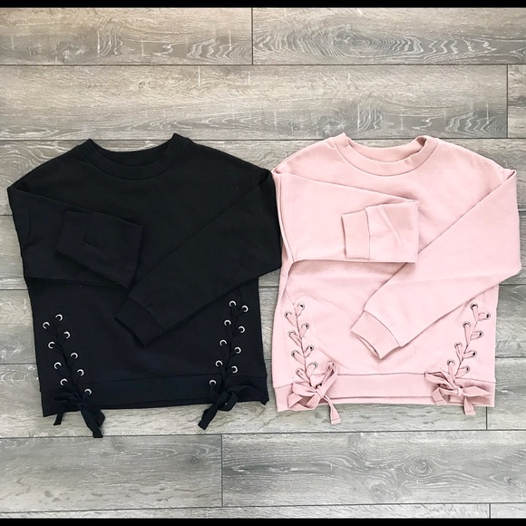 •FINAL PRICE• Black Pullover Sweater - Picture 3 of 4